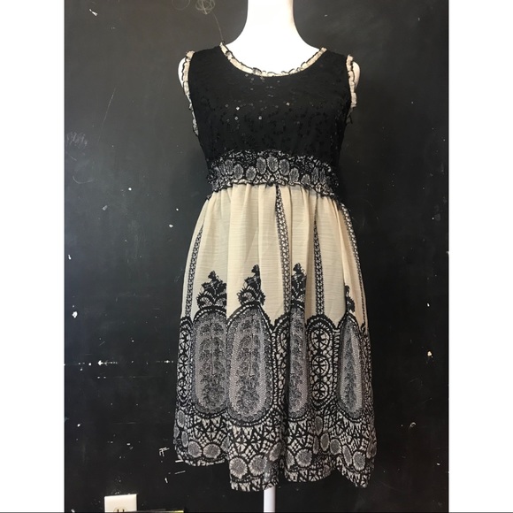 American Rag Cie Dresses & Skirts - Beautiful American Rag Cie black sequin mini sleeveless party dress. X-s…